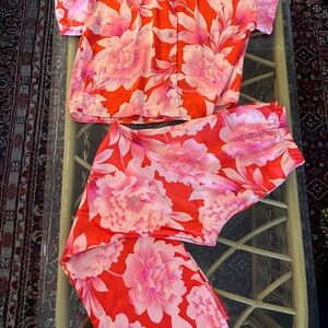 Sofia by Sofia Vergara Red and Pink Floral Pajama Set